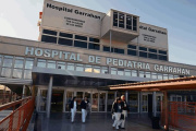 El Presidente se burla del sistema de salud argentino con sus "rubias voluptuosas"