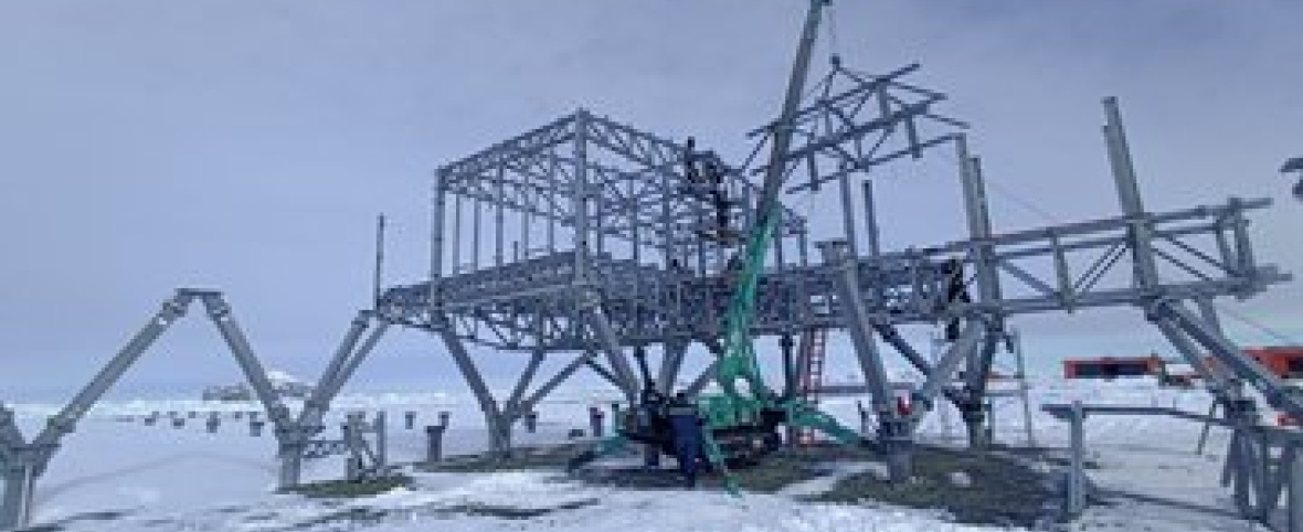 ¡PARALIZADA POR EL AJUSTE! La Base Antártica Petrel, orgullo de la soberanía argentina, queda congelada por el gobierno de Milei