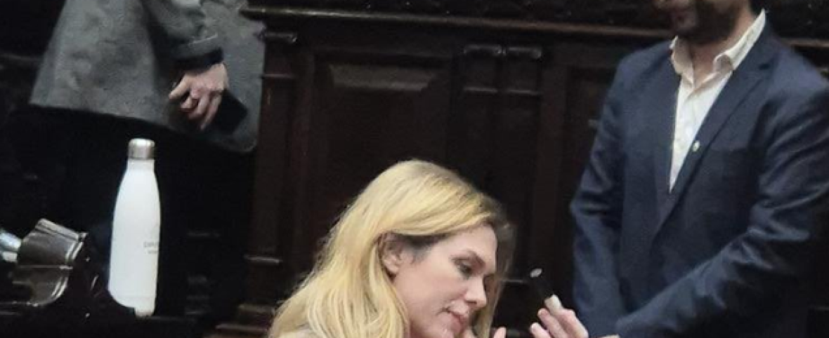 La insólita defensa de Lilia Lemoine a Adorni: involucró a Delcy Rodríguez en el escándalo del jet privado