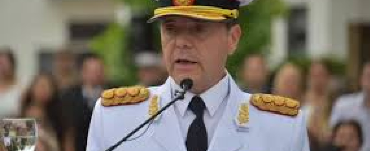 Una fuerte decisión política está sacudiendo las estructuras de nuestras fuerzas de defensa.