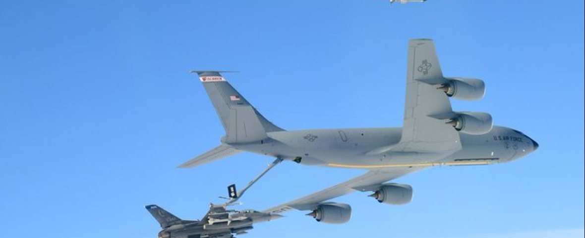 La Fuerza Aérea Argentina confirma la incorporación de aviones cisterna KC-135 Stratotanker