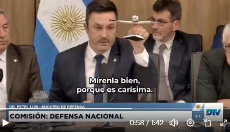 1 Petri, 2 Petri, 3 Petri....cuantas mentiras van...