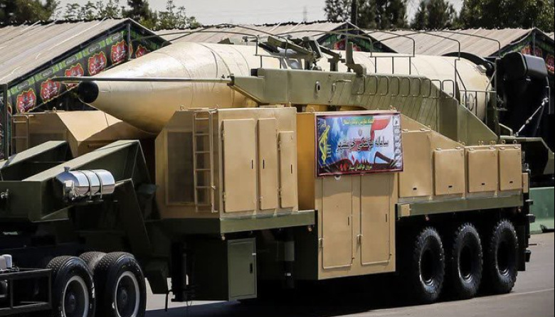 Las afirmaciones iraníes sobre el nuevo misil Khorramshahr-5 han generado revuelo en el panorama militar global