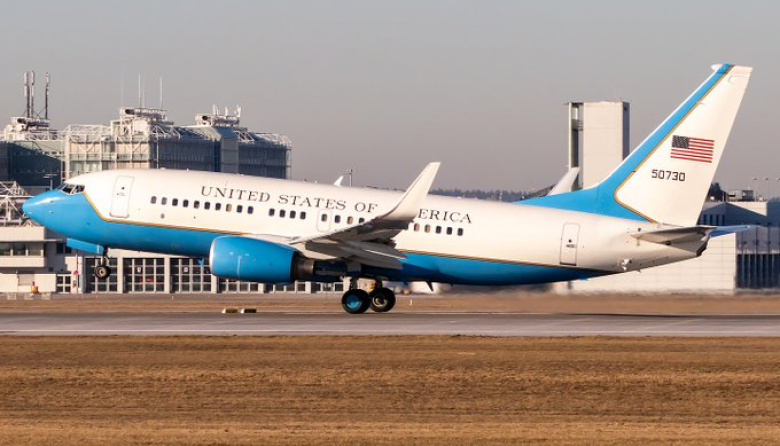 Silencio ensordecedor desde Defensa y Cancillería: ¿Qué ocultan sobre el misterioso avión militar de Estados Unidos en Ushuaia?