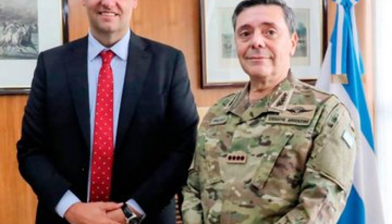 César Milani: “El relato de jerarquizar a las FFAA no tiene vergüenza”