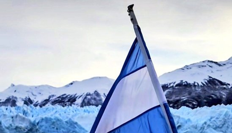 “El agua de los glaciares se defiende”: la batalla por la Ley de Glaciares en Argentina