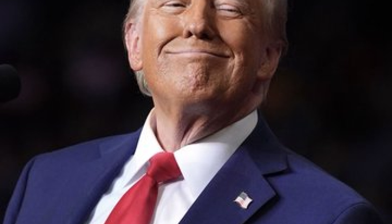 El presidente Trump afirma que no tiene ningún problema con la entrada de petróleo ruso en Cuba