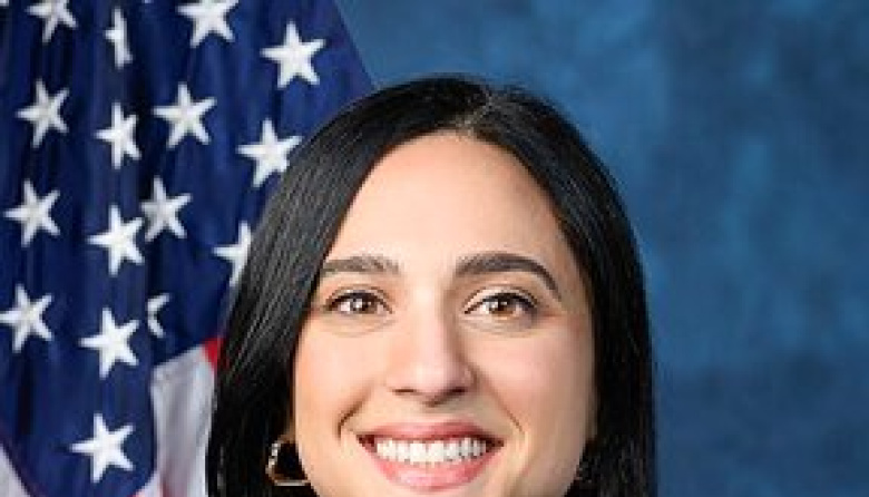 Congresista demócrata acusa a Trump y su secretario de Defensa de preparar crímenes de guerra en Irán