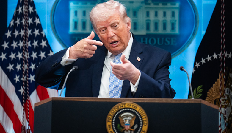 “Tienen dos portaaviones viejos y deteriorados… son juguetes”