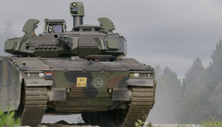 Cancela la compra de 500 millones de euros en vehículos CV90 y apuesta todo por drones y defensa antiaérea