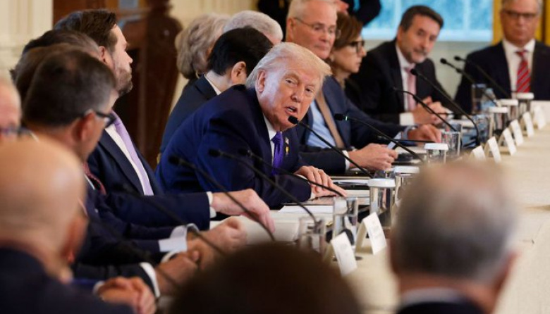 Trump Considera Reanudar Operaciones de Combate contra Irán: Recibirá Informe del Comandante de CENTCOM