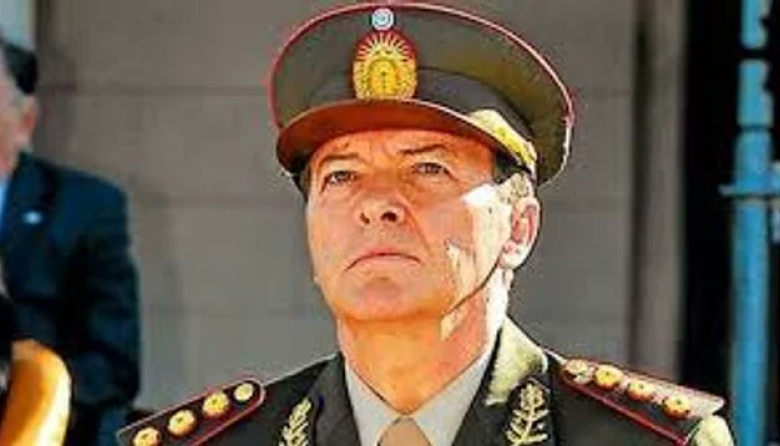 Milani:  "Financian equipamiento con el deterioro del ingreso del propio personal."