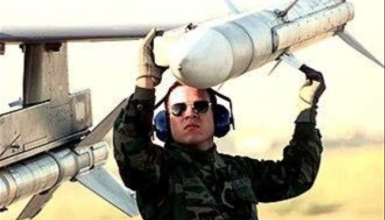 La tecnología y la geopolítica detrás de los misiles para los F-16