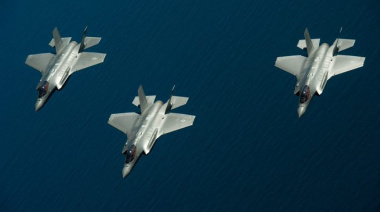 La flota de Voyager de la RAF y la incompatibilidad con el F-35A: Una limitación estratégica