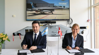 Petri, firmó un contrato con la empresa danesa Terma A/S para la modernización de los 24 aviones de combate F-16AM/BM