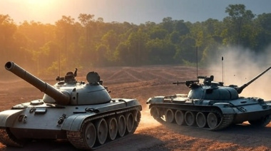 Se reportan intensos combates entre tanques a lo largo de la frontera entre Camboya y Tailandia, cerca de Ta Thav
