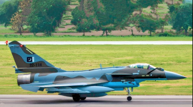 Indonesia Apunta a 42 J-10C Chinos: El Éxito en Combate Contra India Impulsa una Compra Estratégica