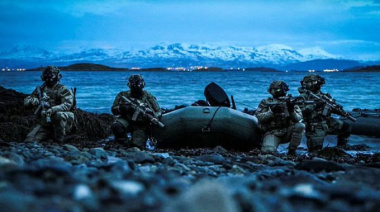 Reino Unido despliega 1.500 Royal Marines en el Ártico mientras la OTAN intensifica su postura en la región