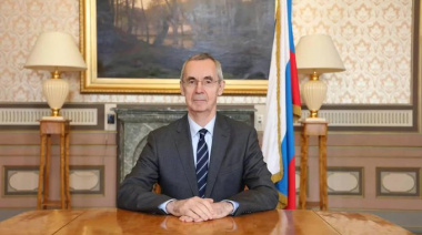 Moscú Niega Reclamaciones sobre Groenlandia: Embajador Ruso en Dinamarca Desmiente Interés y Rechaza Narrativa de Trump