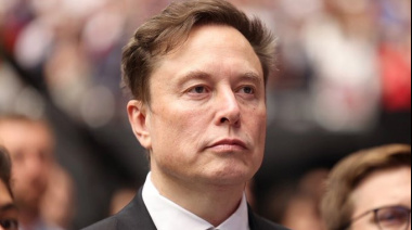 Elon Musk advierte: la generación de electricidad de China crecerá hasta triplicar la de Estados Unidos, impulsada por un boom solar sin precedentes