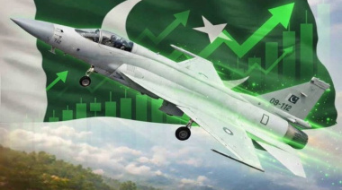 PAKISTÁN SE CONVIERTE EN POTENCIA EXPORTADORA DE ARMAS! Tras la victoria sobre India en 2025, sus exportaciones militares se disparan y el JF-17 conquista mercados globales