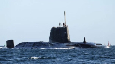 Un submarino de propulsión nuclear de la Marina Real llega al Mar Arábigo