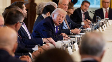 Trump Considera Reanudar Operaciones de Combate contra Irán: Recibirá Informe del Comandante de CENTCOM
