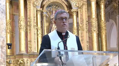 La homilía de García Cuerva frente a Milei: un llamado al diálogo en tiempos de ajuste y polarización