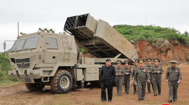 ¡Kim Jong Un copia y prueba su propia versión del HIMARS estadounidense!