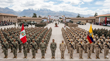 Ecuador y Perú unen fuerzas militares contra el crimen organizado en la frontera