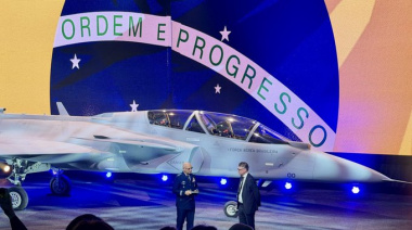 Brasil firma acuerdo para comprar 20 cazas Gripen más y apunta a una flota de 56 aeronaves