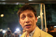 Santiago Caputo, asesor presidencial de Javier Milei, protagonizó un incidente con el fotógrafo de Tiempo Argentino