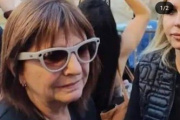 Pato Bullrich convertida en la nueva 99