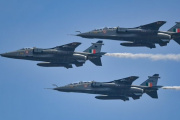 Enfrentamiento aéreo de escala sin precedentes en la historia reciente