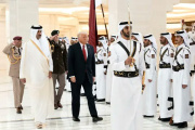 El presidente Donald Trump firmó un acuerdo económico con Qatar que, generará un intercambio económico de 1,2 billones de dólares