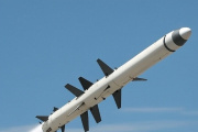 El AIM-120C-8 AMRAAM ha sido bautizado recientemente como la nueva "bala de plata" de Argentina