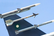 La PAF Vuelve a Hacer Historia: Operará Simultáneamente Misiles Antiaéreos de Primera Línea de China y EE.UU.