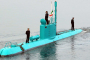 Despliega flota de minisubmarinos Ghadir en el Estrecho de Ormuz con órdenes de “destruir al enemigo”