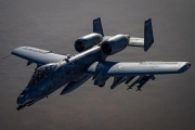 La Fuerza Aérea de EE.UU. extiende tres escuadrones de A-10 hasta 2030 tras su destacado papel en la guerra contra Irán