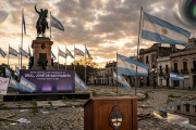 El eco en el laberinto: un discurso extraviado entre el dogma y la desconexión social