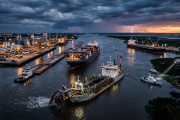 La Hidrovía Paraná-Paraguay es el nodo logístico, económico y geopolítico más crítico del Cono Sur