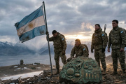 Aumentos en la trinchera inflacionaria: la pauta salarial militar no logra frenar el goteo del poder adquisitivo