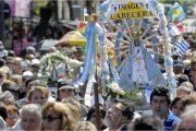 El camino no se anda en solitario: lo que nos enseña la huella compartida hacia la Virgen