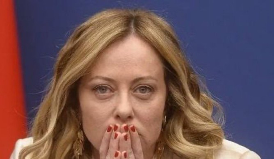 Giorgia Meloni lanza un nuevo desafío a la Unión Europea de Ursula von der Leyen: “Soy Giorgia, soy mujer, soy madre, soy italiana, soy cristiana. ¡Eso no me lo quitarán!”