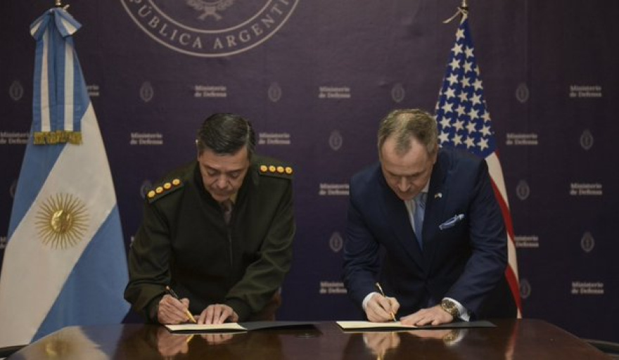 En el Ejército cuestionan el acuerdo firmado por Presti con EE.UU. y le apuntan por mala comunicación
